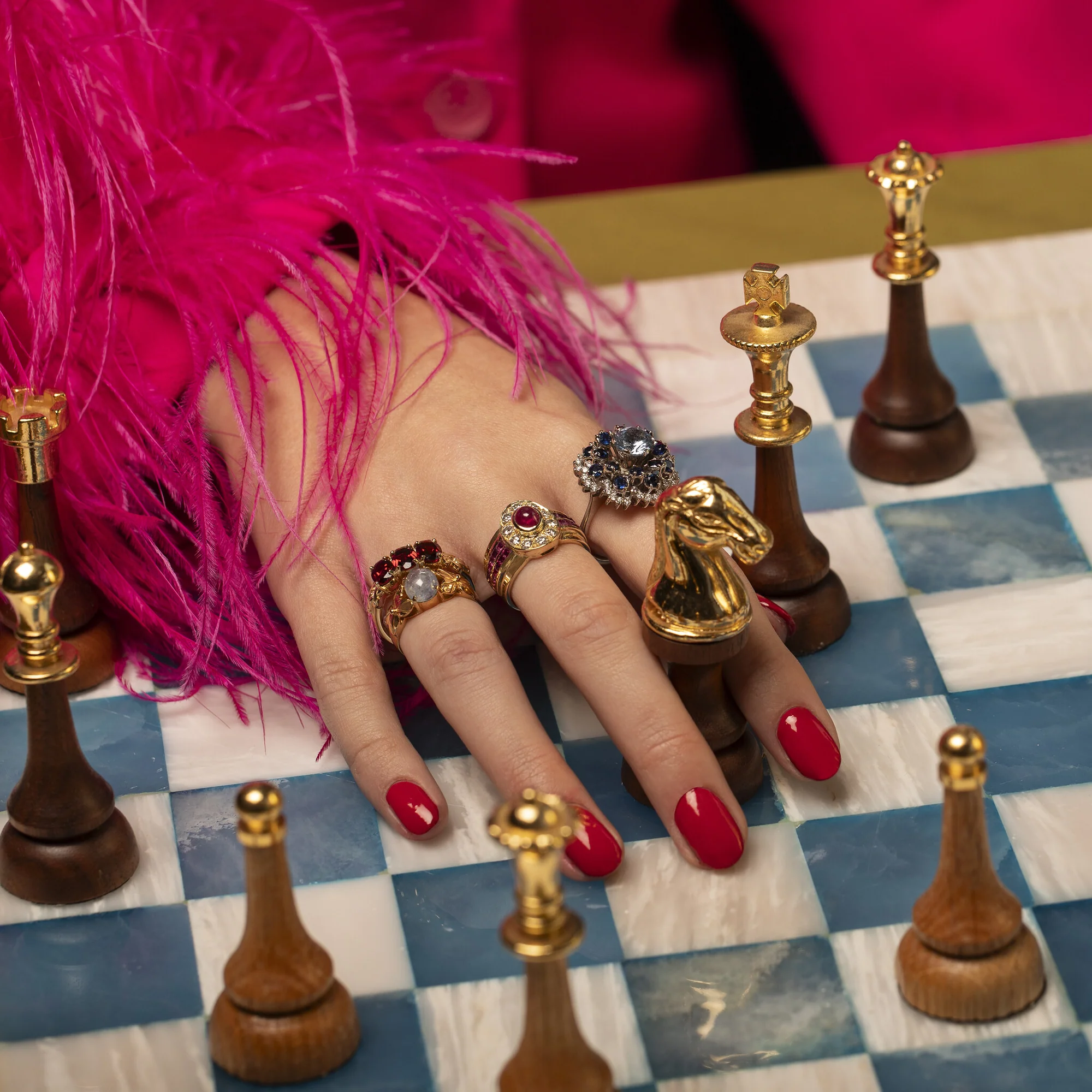 Tijdloze Elegantie in Vintage Goud